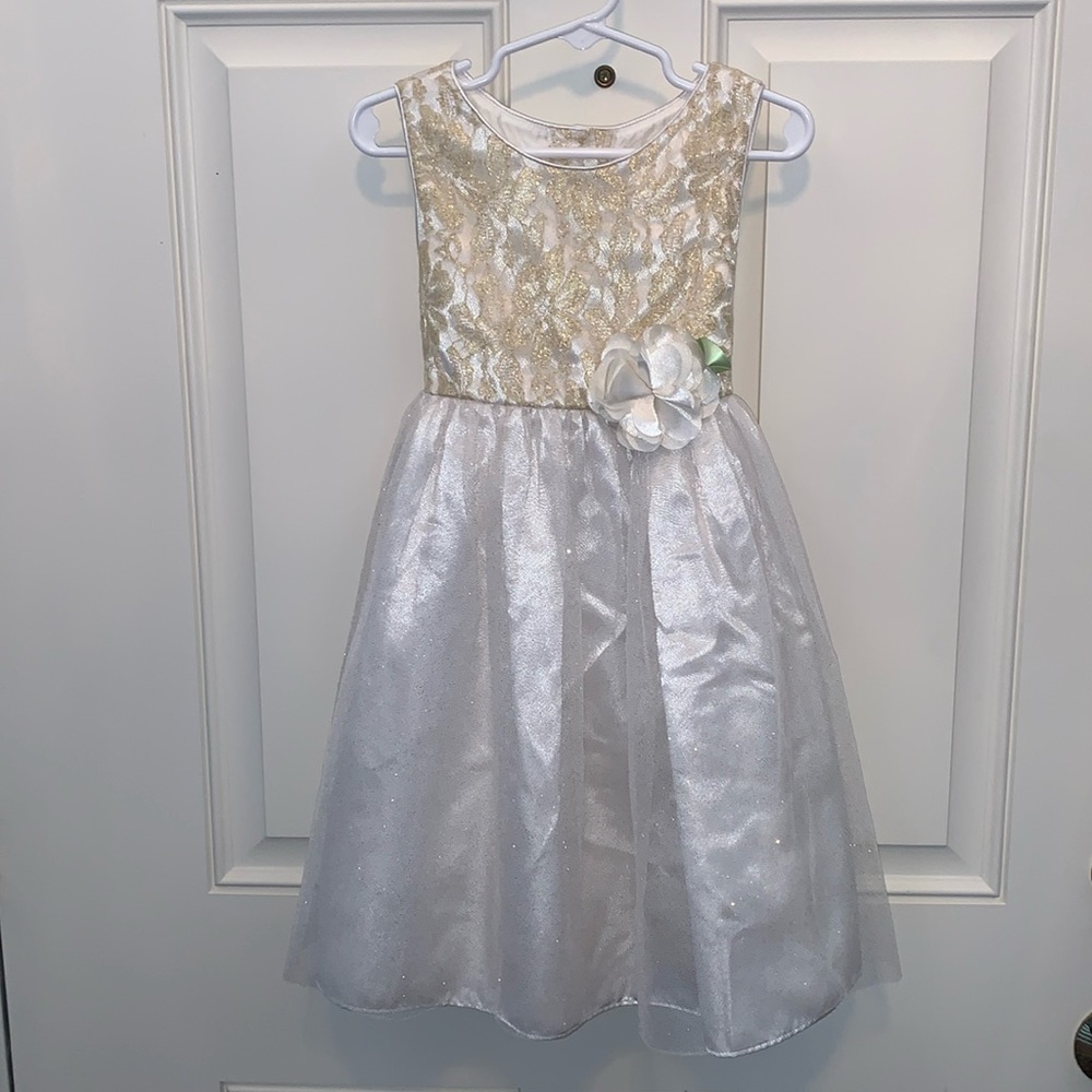 Youngland, Size 5, Pretty Ivory & Gold Sparkling Dress, Four Layers of Skirting